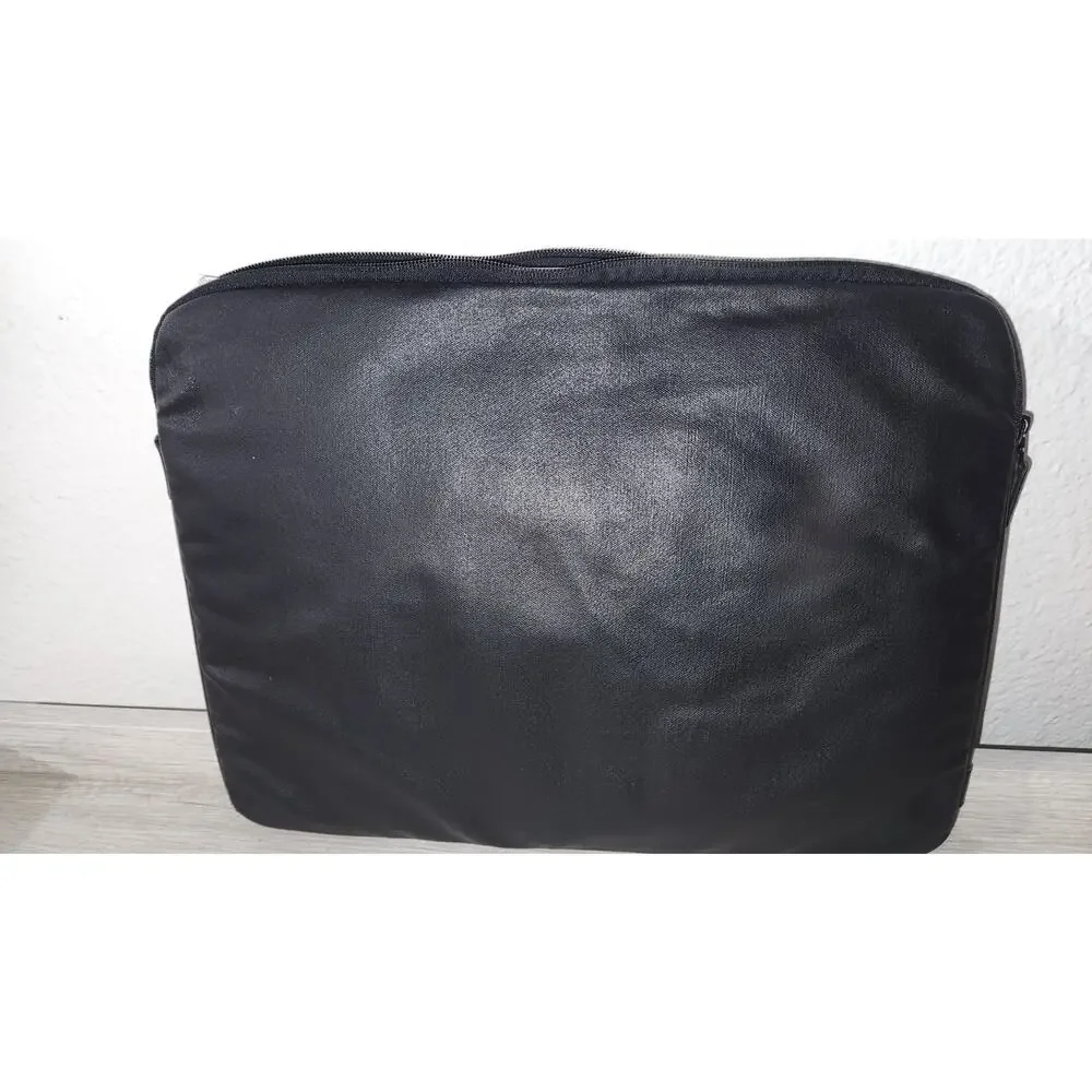 Incase Go Sleeve for 15-inch Laptop
